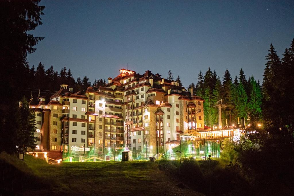 Хотел Kamelia Complex 4*